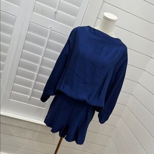 Size 6 Elegant Blue Banana Republic Long Sleeve Romper